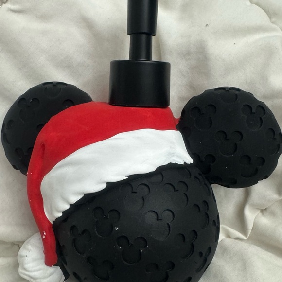 DISNEY CHRISTMAS MICKEY MOUSE W/SANTA HAT SOAP/LOTION DISPENSER BATHROOM - Picture 5 of 5